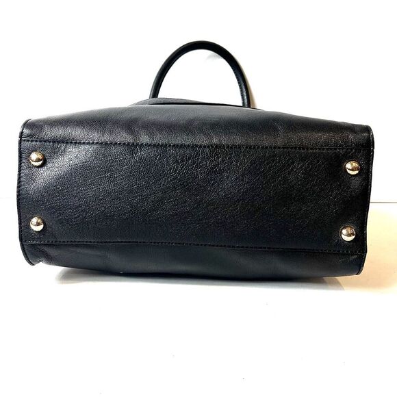 MICHAEL KORS Large Shoulder Bag Black Leather AP-1105 Gold Tone Hardware MK Lock - Picture 5 of 12